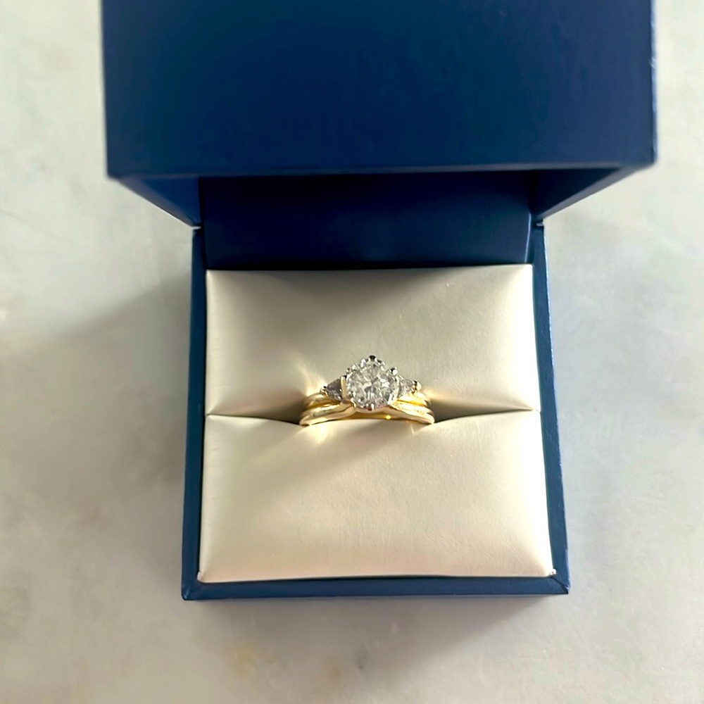 COPY - Engagement/wedding ring size 5